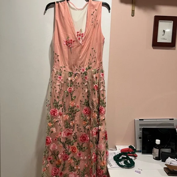 Petal and Pup - Wonderland floral embroidery midi dress - Picture 4 of 9